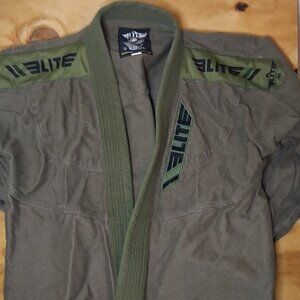 Elite BJJ Gi – Green – Size A2H – Lightweight & Durable